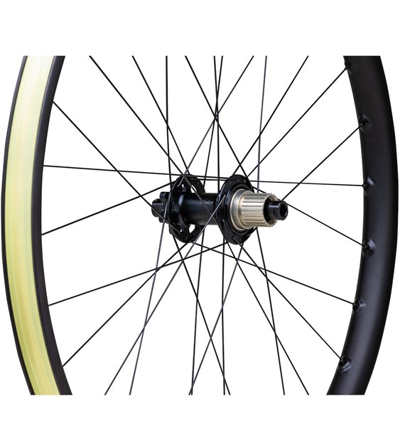 WTB Koło CZR i30x29'' tył148x112 28 6 śrub MS